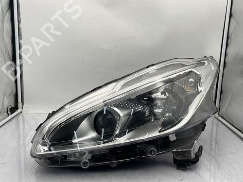 Used Left headlight PEUGEOT 208 I (CA_, CC_) 1.2 VTI 82 (82 hp) 32263318