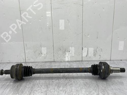 Drivaksel bagtil venstre MERCEDES-BENZ C-CLASS (W204) C 220 CDI (204.002) (170 hp) 29330099