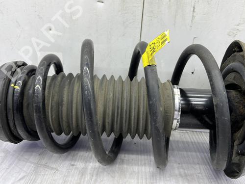 Used Left front shock absorber Left front shock absorber CHEVROLET CRUZE Station Wagon (J308) 1.7 TD (131 hp) 33707912 33707912