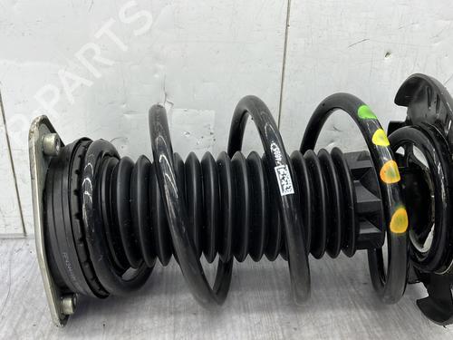 Used Right front shock absorber Right front shock absorber 26132140 26132140