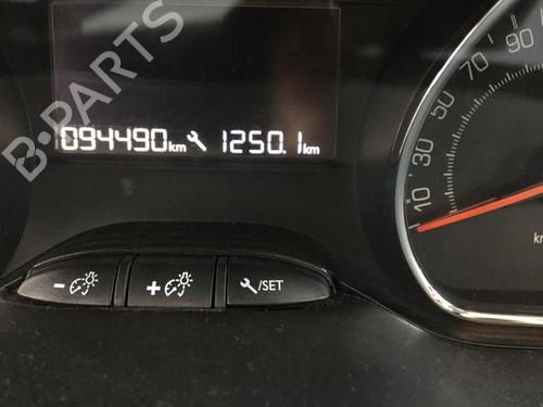 Headlight switch PEUGEOT 208 I (CA_, CC_) 1.4 HDi | BP23701531I24  - Image 26