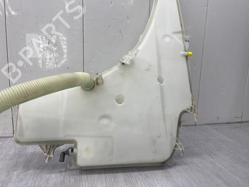 Used Windscreen washer tank Windscreen washer tank 38425723 38425723