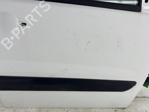 Used Right front door Right front door 23684211 23684211