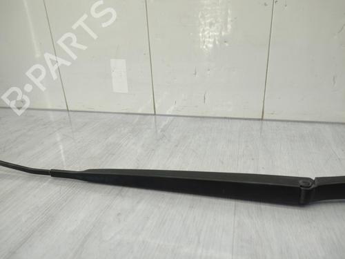 Front windshield wiper arm HYUNDAI ix20 (JC) 1.4 CRDi | BP23709926C143 