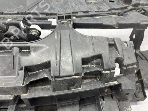 Panel frontal Panel frontal 37717572 37717572