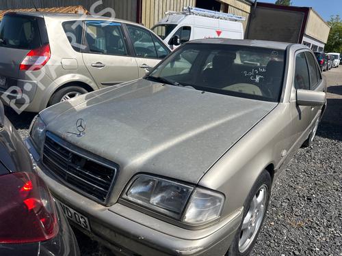 Brukte deler til MERCEDES-BENZ C-CLASS (W202) C 220 CDI (202.133) 4824158