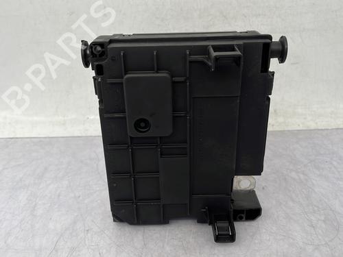Used Fuse box Fuse box PEUGEOT 508 SW I (8E_) 2.0 HDi (163 hp) 33001019 33001019