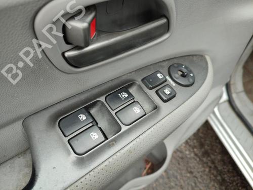 Switch KIA CARENS III MPV (UN) 2.0 CRDi 140 | BP23676279I30  - Image 17