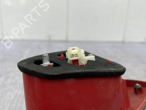 left-tailgate-light-alfa-romeo-147-937_-2000-2001-2002-2003-2004-2005-2006-2007-2008-2009-2010-23706449 main image