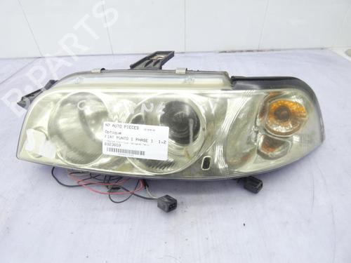 Used Left headlight Left headlight FIAT PUNTO (176_) 60 1.2 (176AP, 176AR, 176AQ, 176BB) (60 hp) 26180104 26180104