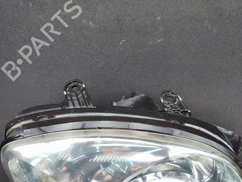 Right headlight HYUNDAI SANTA FÉ I (SM) 2.0 CRDi 4x4 | BP23705996C29 