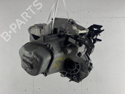 Gearbox PEUGEOT 208 I (CA_, CC_) 1.2 VTI 82 | BP31847590M3