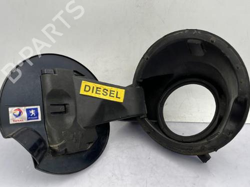 fuel-flap-peugeot-5008-0u_-0e_-2009-2010-2011-2012-2013-2014-2015-2016-2017-23721847 main image