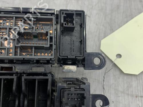 Used Headlight switch NISSAN JUKE (F15) 1.5 dCi (110 hp) 23674136