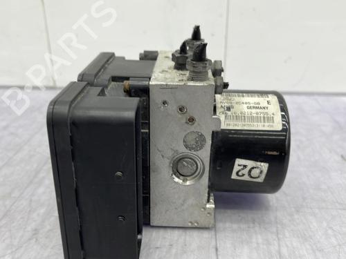 Used ABS pump FORD FIESTA VI (CB1, CCN) 1.4 TDCi (70 hp) 23706617