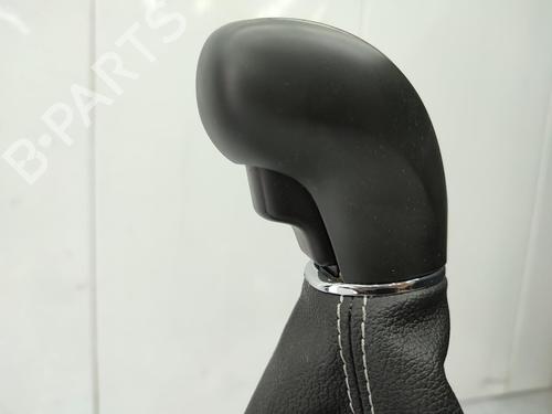 Used Gear lever Gear lever OPEL ASTRA K (B16) 1.4 Turbo (68) (125 hp) 23710119 23710119
