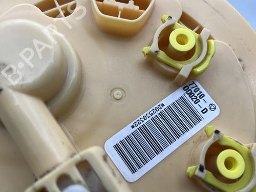 Used Fuel pump Fuel pump TOYOTA VERSO S (_P12_) 1.4 D4-D (NLP121_, NLP121R) (90 hp) 33800985 33800985