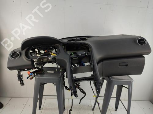 Used Dashboard Dashboard PEUGEOT 5008 (0U_, 0E_) 2.0 HDi (163 hp) 23709313 23709313