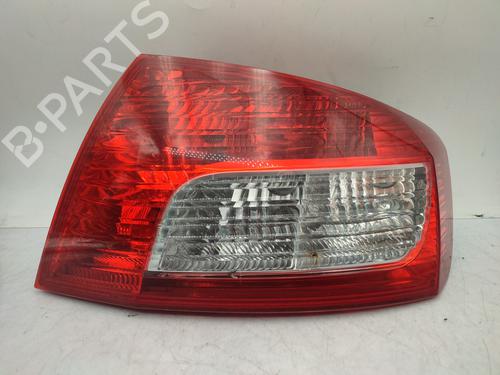 Used Right taillight PEUGEOT 407 (6D_) 1.6 HDi 110 (6D9HZC, 6D9HYC) (109 hp) 29162258