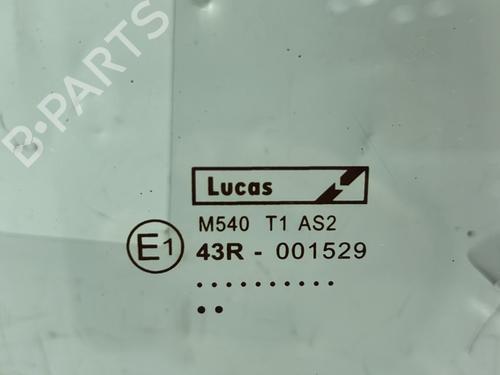 Used Bootlid window Bootlid window 31880627 31880627