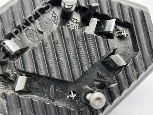 other-renault-megane-ii-saloon-lm01_-2003-23750479 main image