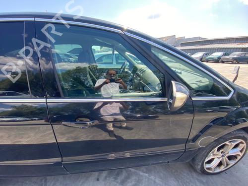 Used Right front door Right front door 38228275 38228275