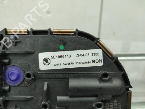 Front wiper motor SKODA OCTAVIA III (5E3, NL3, NR3) 1.6 TDI | BP24332908M29 