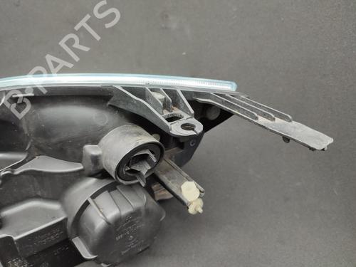 Right headlight FORD FIESTA V (JH_, JD_) 1.3 | BP23679735C29 