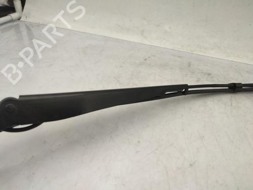 Front windshield wiper arm TESLA MODEL 3 (5YJ3) EV | BP30001448C143