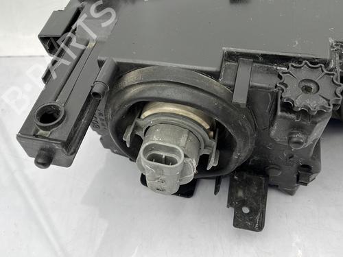 Left headlight BMW 3 (E46) 320 d | BP30198674C28