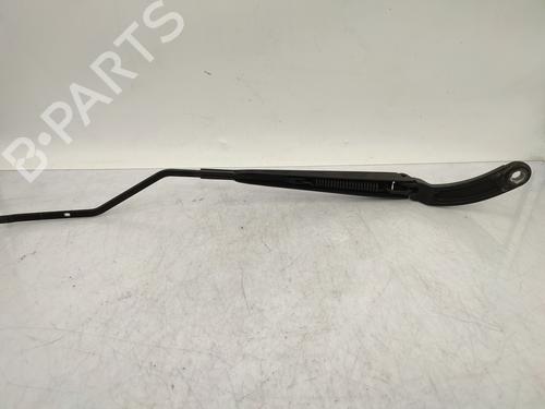 Front windshield wiper arm RENAULT CLIO IV (BH_) 1.2 16V | BP24503417C143 