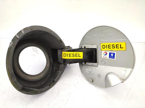 Used Fuel flap PEUGEOT 308 I (4A_, 4C_) 1.6 HDi (90 hp) 23708530