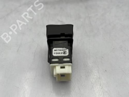 warning-switch-citroen-berlingo-box-bodympv-k9-2018-23752426 main image