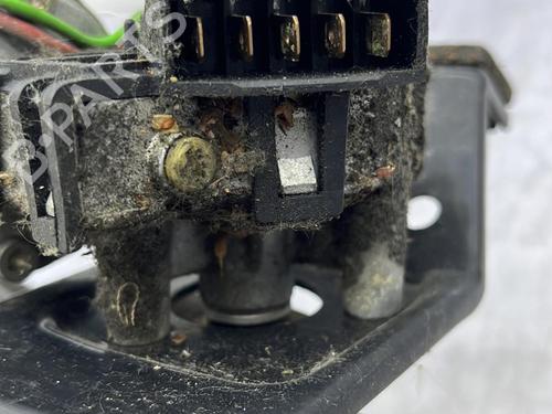 Used Front wiper motor Front wiper motor AUDI 80 B3 Saloon (893, 894, 8A2) 1.8 S (90 hp) 23705420 23705420