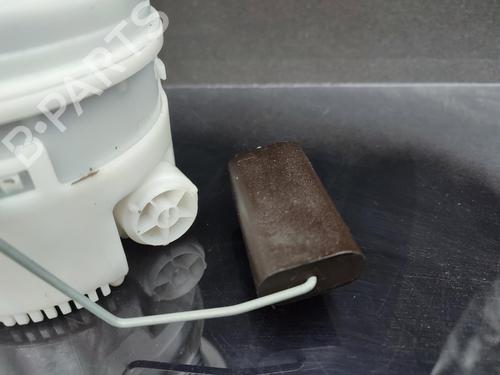 Used Fuel pump Fuel pump DACIA LOGAN II 1.2 (75 hp) 23721457 23721457