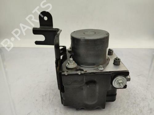 Used ABS pump PEUGEOT 3008 II SUV (MC_, MR_, MJ_, M4_) 1.6 BlueHDi 120 (120 hp) 23749550