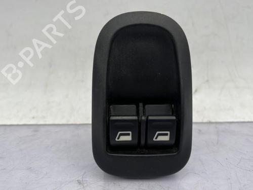 Used Left front window switch Left front window switch PEUGEOT 206 Hatchback (2A/C) 1.4 i (75 hp) 23680031 23680031