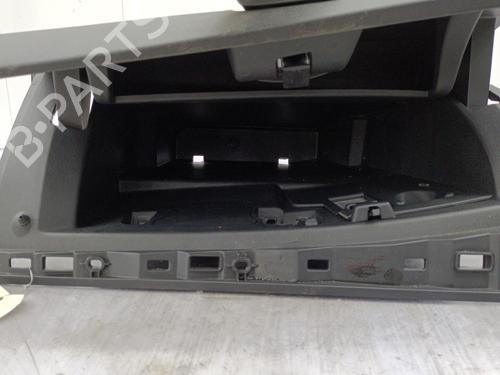 glove-box-renault-megane-iii-hatchback-bz01_-b3_-2008-23707980 main image