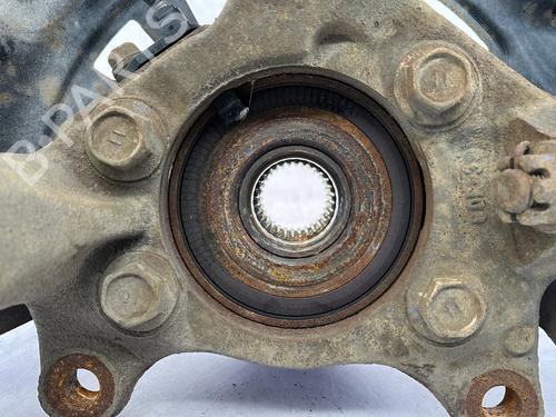 Right front steering knuckle TOYOTA VERSO (_R2_) 2.0 D-4D (AUR20_, AUR20R) | BP32413193M26 