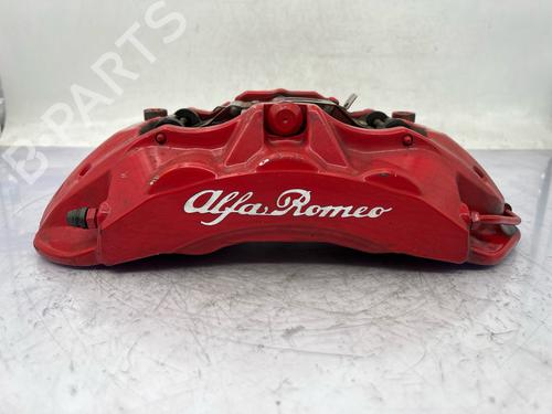 Used Left front brake caliper Left front brake caliper ALFA ROMEO STELVIO (949_) 2.2 D Q4 (949.AXE2A) (180 hp) 36646322 36646322