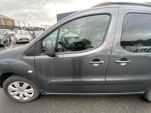 Used Left front door Left front door CITROËN BERLINGO MULTISPACE (B9) 1.2 PureTech 110 (110 hp) 40271480 40271480