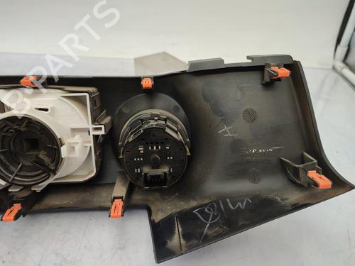 Climate control TOYOTA HILUX VIII Pickup (_N1_) 2.4 D 4WD (GUN125_, GUN125R) | BP24146257I5 