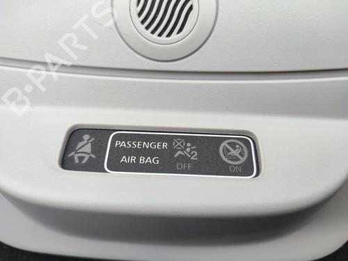 interior-roof-light-renault-clio-iv-bh_-2012-2013-2014-2015-2016-2017-2018-2019-2020-2021-23678454 main image