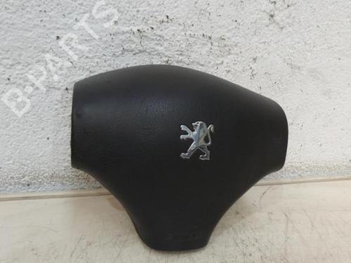 Used Driver airbag PEUGEOT 206 Hatchback (2A/C) 1.4 HDi eco 70 (68 hp) 23670193