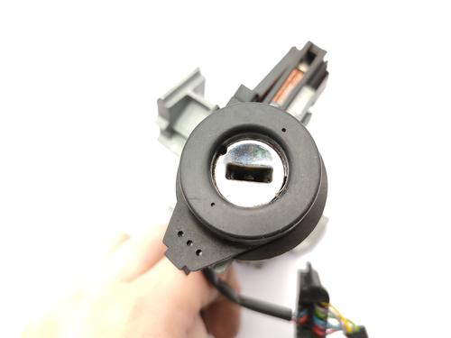 Electronic module SKODA OCTAVIA II (1Z3) 1.9 TDI | BP23756668M83 - Image 10