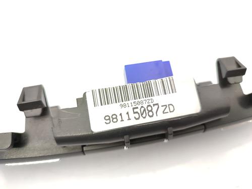 switch-citroen-c3-ii-sc_-2009-23739175 main image