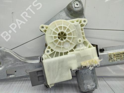 Rear right window mechanism PEUGEOT 5008 (0U_, 0E_) 2.0 HDi | BP23709310C25 