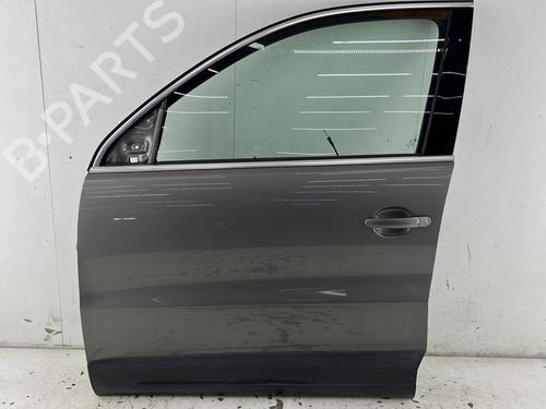 Used Left front door VW TIGUAN (5N_) 2.0 TFSI 4motion (170 hp) 32469829