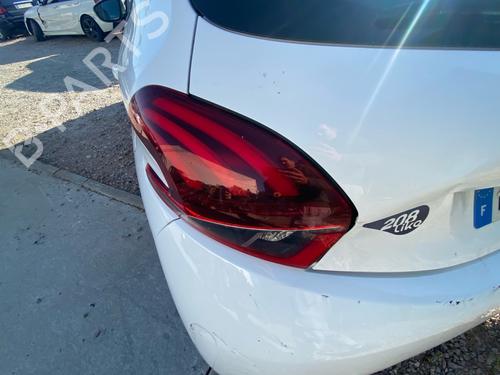 Venstre baglygte Venstre baglygte PEUGEOT 208 I (CA_, CC_) 1.0 VTi (68 hp) 37587218 37587218