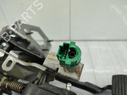 Used Pedal Pedal PEUGEOT 208 I (CA_, CC_) 1.6 HDi / BlueHDi 75 (75 hp) 23710666 23710666